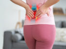 mujer con dolor lumbar