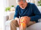 adulto mayor con dolor de rodilla